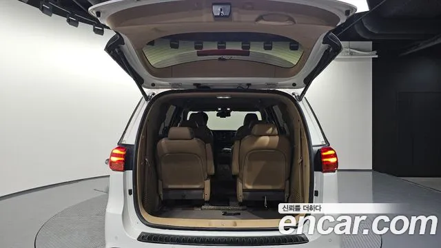 Kia The New Carnival id 2269442 из Кореи 11