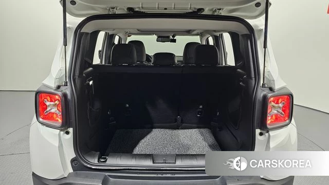 Jeep Renegade id 4325399 из Кореи 11