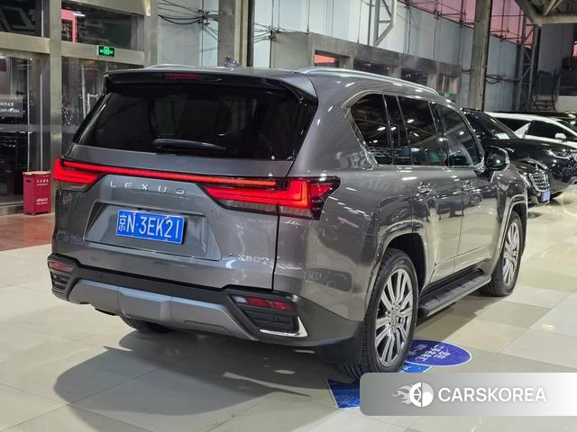 Lexus LX id 4262575 из Китая 11