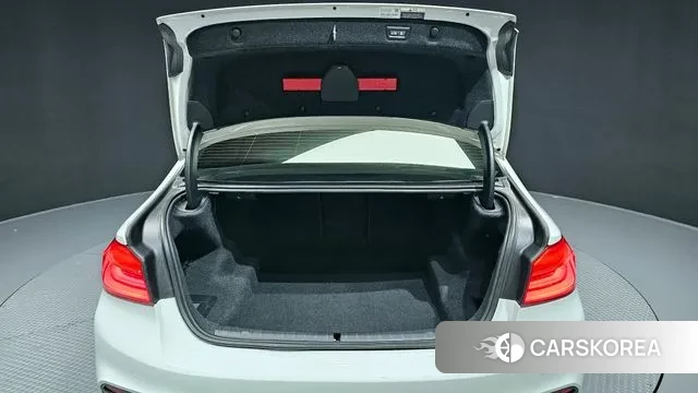 BMW 5 Series (G30) id 3045032 из Кореи 11