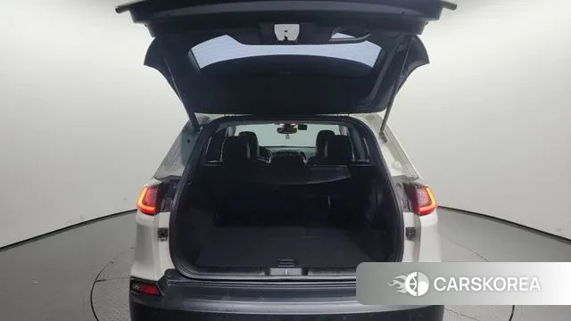 Jeep Cherokee (KL) id 2976796 из Кореи 11