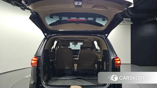 Kia The New Carnival id 3713979 из Кореи 11