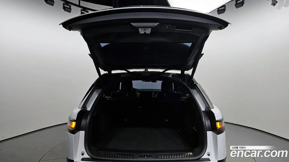 Land Rover Range Rover Velar id 1709180 из Кореи 11