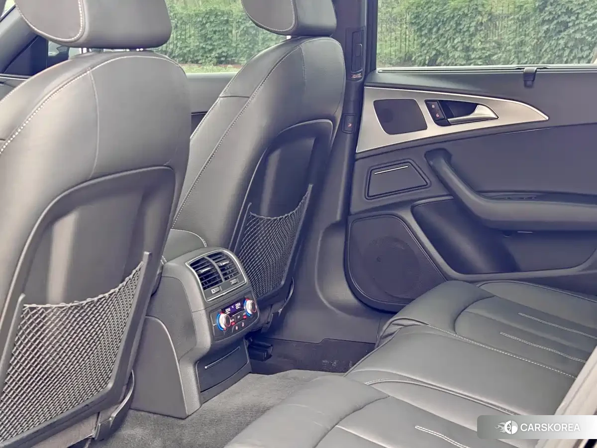 Audi A6L id 4600972 из Китая 11