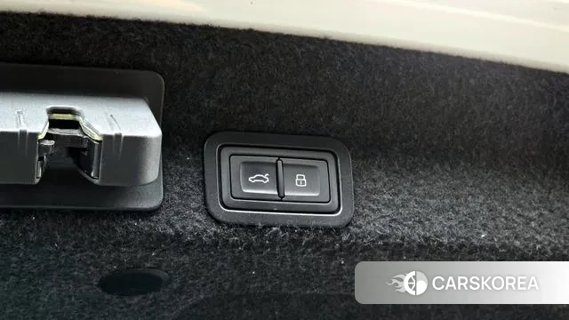 Audi A6 (C8) id 3049157 из Кореи 11