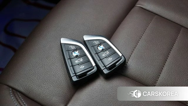 BMW 3 Series (G20) id 4303913 из Кореи 11