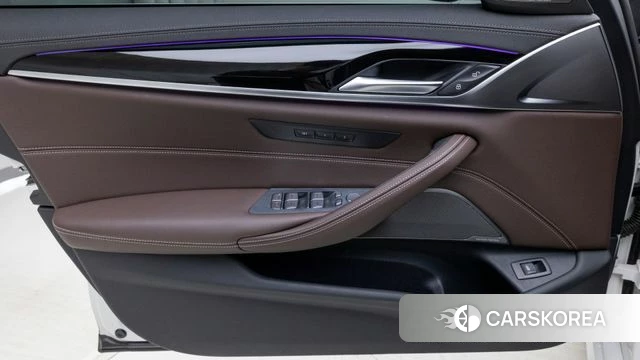 BMW 5 Series (G30) id 4835230 из Кореи 11