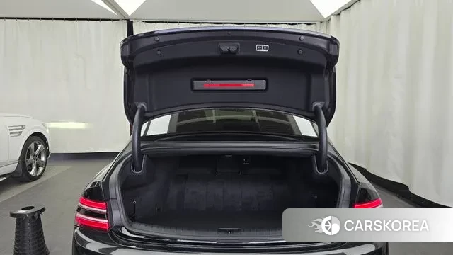 Genesis Electrified G80 (RG3) id 3776672 из Кореи 11