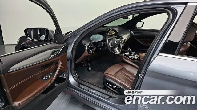 BMW 5 Series (G30) id 2700167 из Кореи 11