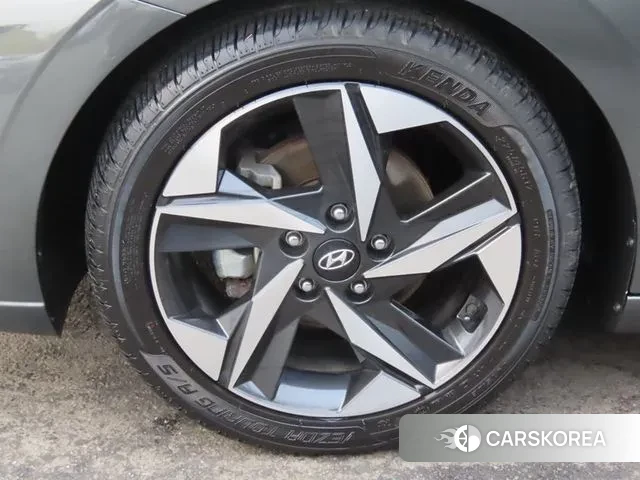 Hyundai Avante (CN7) id 3379796 из Кореи 11