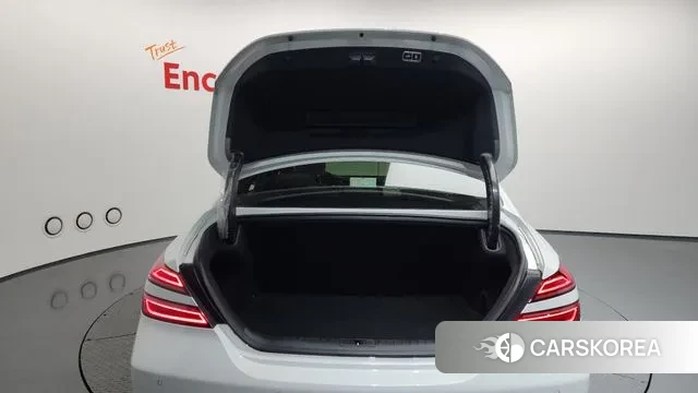 Genesis The New G70 id 3540163 из Кореи 11