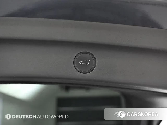 Tesla Model Y id 3472854 из Кореи 11