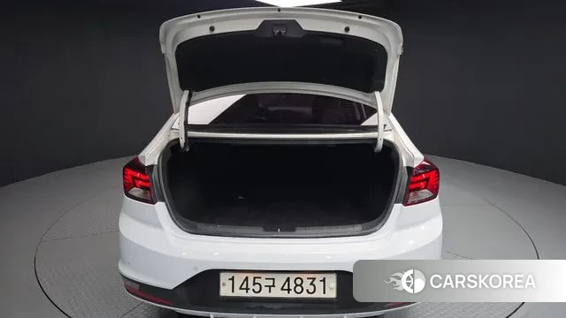 Hyundai The New Avante AD id 3520183 из Кореи 11