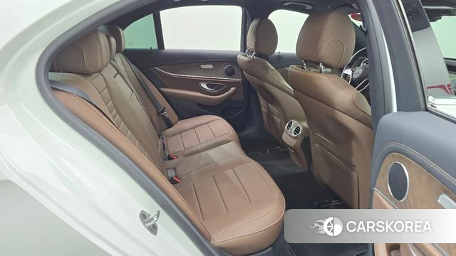 Mercedes-Benz E-Class W213 id 4401676 из Кореи 11