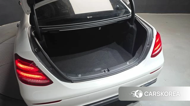 Mercedes-Benz E-Class W213 id 4794106 из Кореи 11