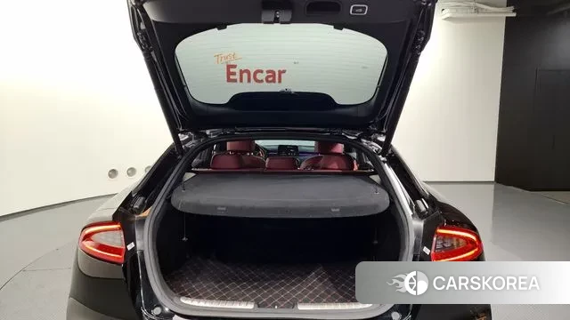 Kia Stinger id 3385542 из Кореи 11