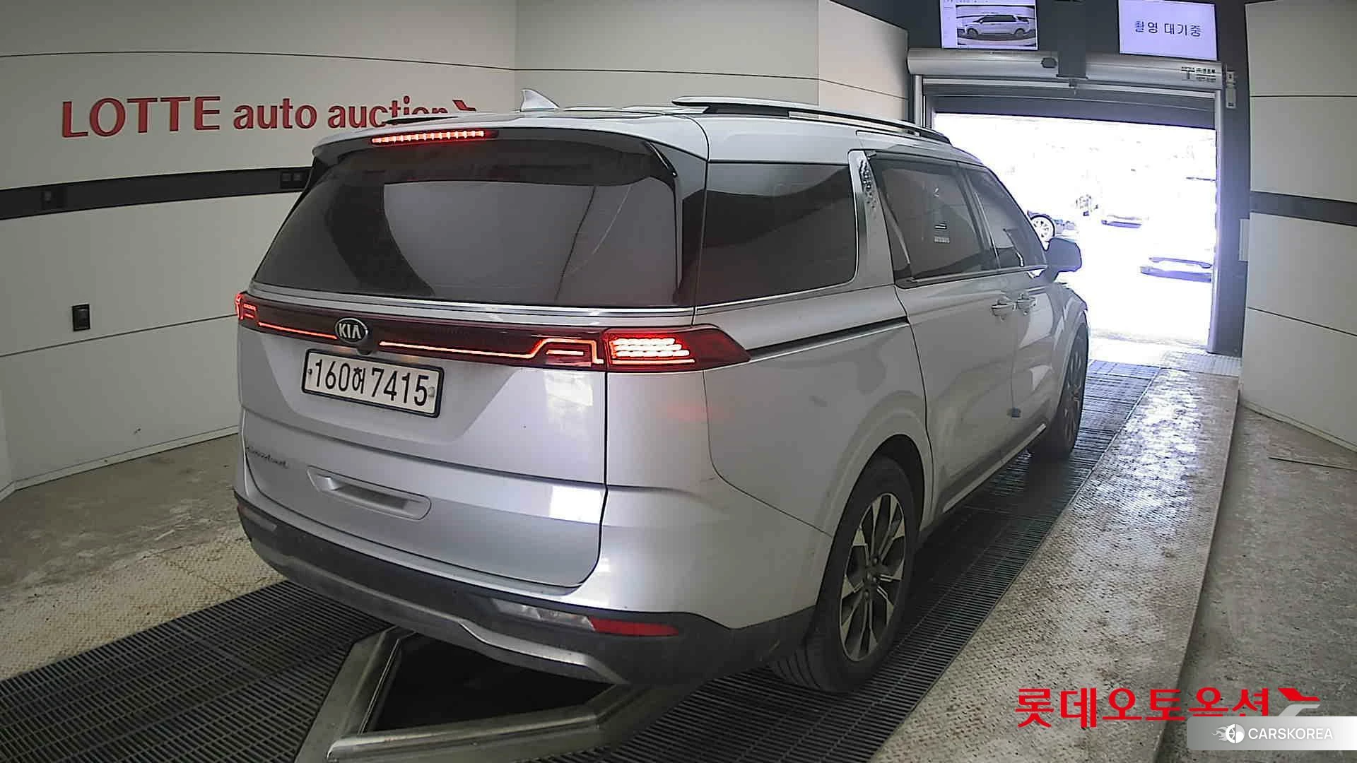 Kia Carnival id 4289436 из Кореи 11