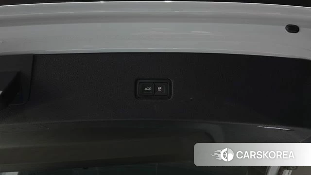 Audi Q8 (4M) id 3851765 из Кореи 11