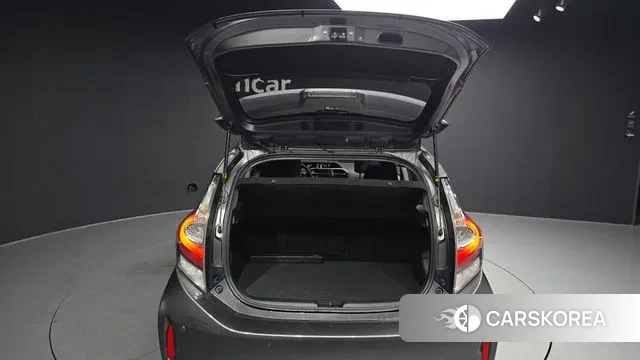 Toyota Prius C id 3449677 из Кореи 11