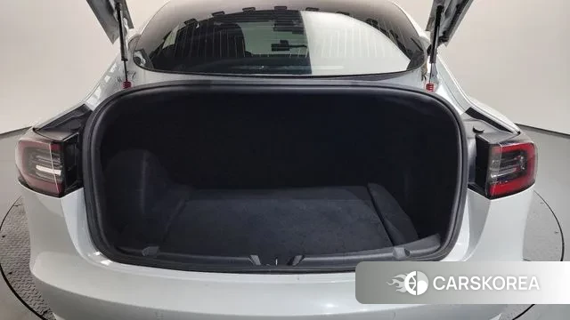 Tesla Model 3 id 3686875 из Кореи 11