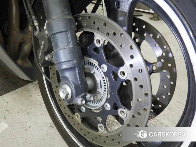 Suzuki BANDIT 1250F id 4183622 из Японии 11