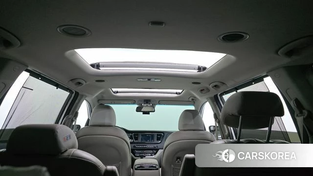 Kia The New Carnival id 4384936 из Кореи 11