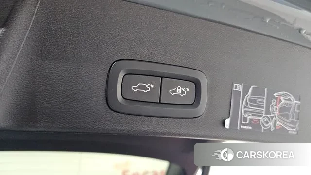 Volvo XC40 id 3680573 из Кореи 11