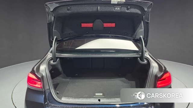 BMW 5 Series (G30) id 3859771 из Кореи 11