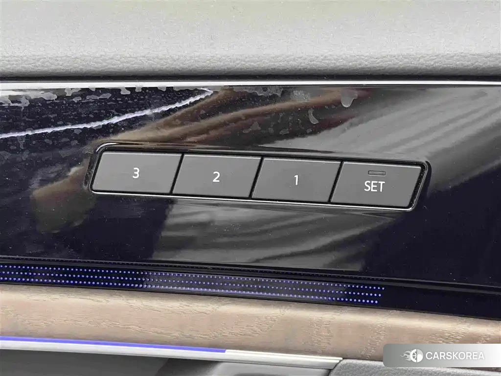 Volkswagen Touareg id 4629618 из Китая 11
