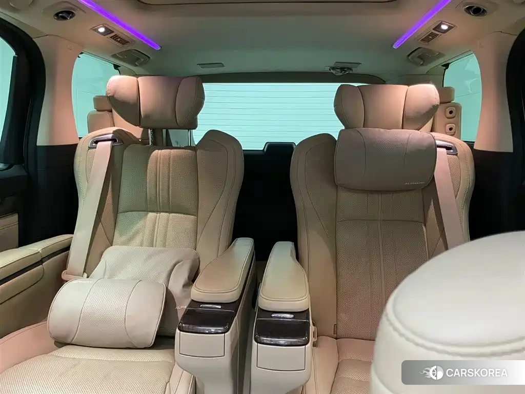 Toyota Elfa id 4599735 из Китая 11