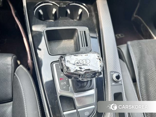 Audi A4L id 4221736 из Китая 11
