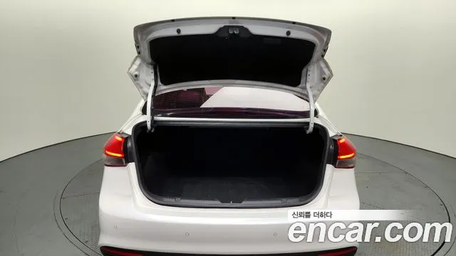 Kia The New K3 id 2283983 из Кореи 11