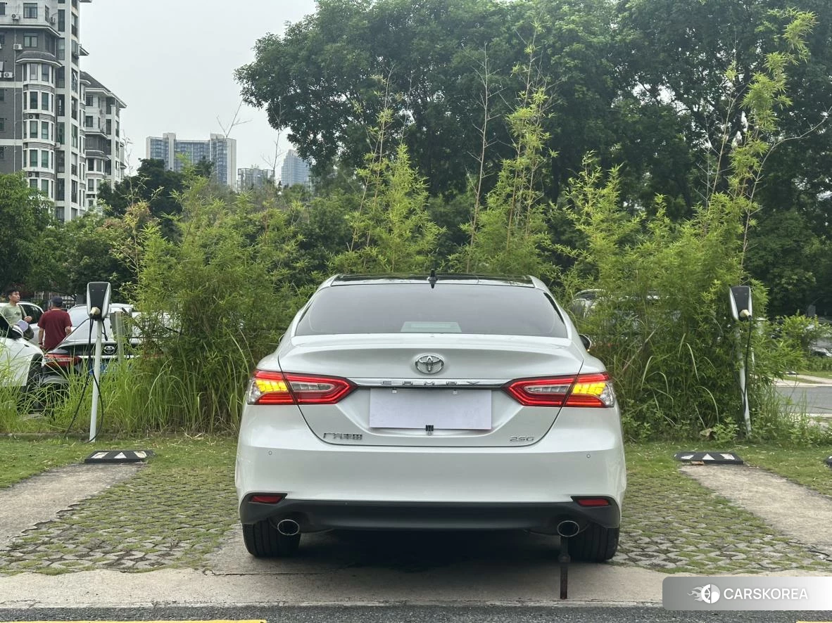 Toyota Camry id 4454371 из Китая 11