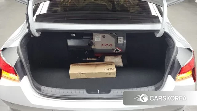 Hyundai Avante (CN7) id 3110129 из Кореи 11