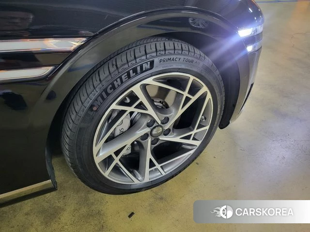 Genesis G90 (RS4) id 4680113 из Кореи 11
