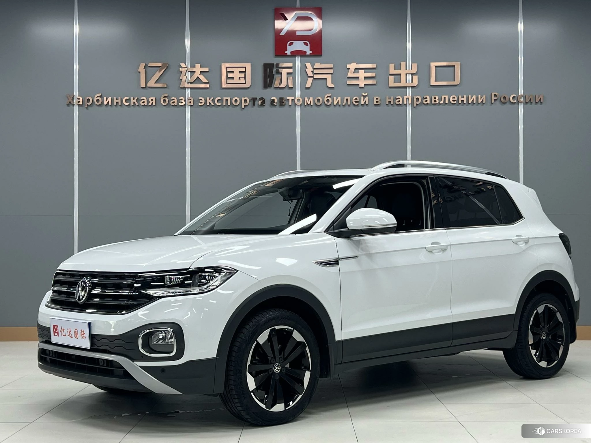 Volkswagen Exploring the shadow id 4493058 из Китая 11