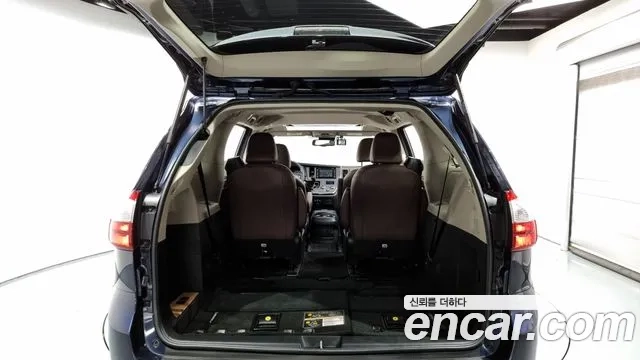 Toyota Sienna id 2951831 из Кореи 11