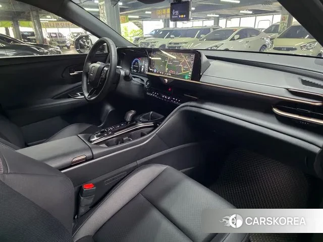 Toyota Crown Crossover id 2974319 из Кореи 11