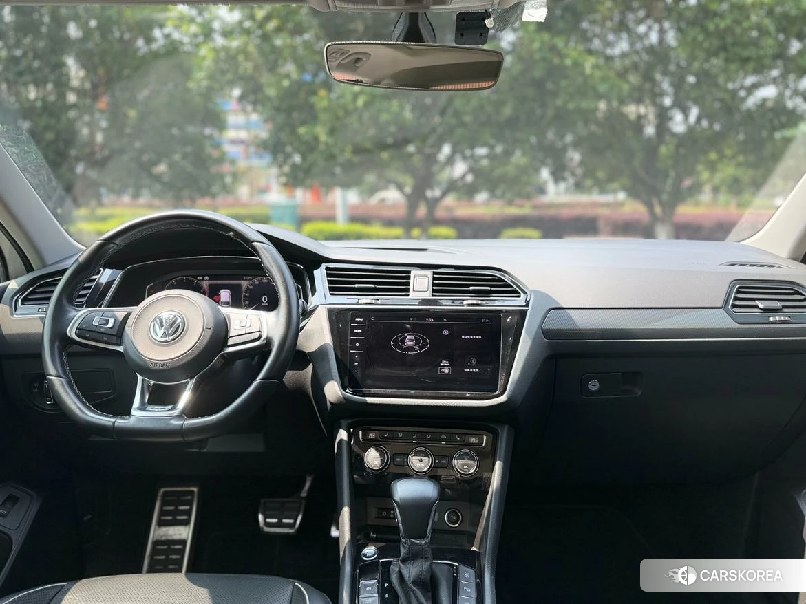 Volkswagen Tiguan L id 4510389 из Китая 11