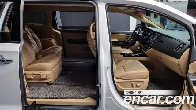 Kia The New Carnival id 2546418 из Кореи 11