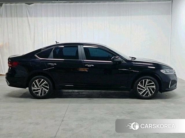 Volkswagen Lavida id 4348543 из Китая 11
