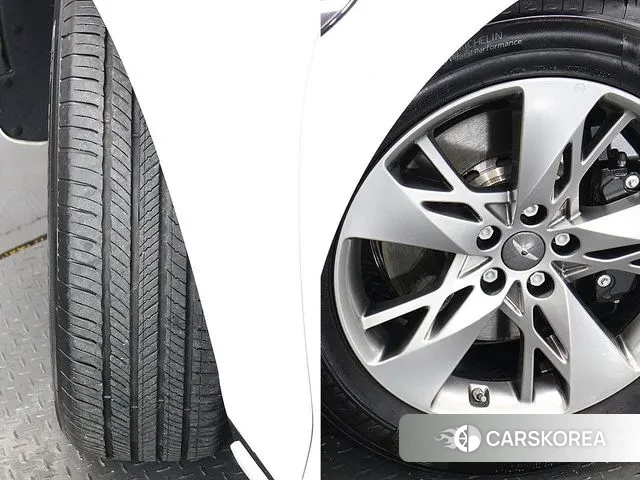 Genesis GV70 id 3333608 из Кореи 11