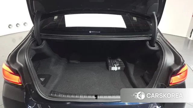 BMW 5 Series (G30) id 3572245 из Кореи 11