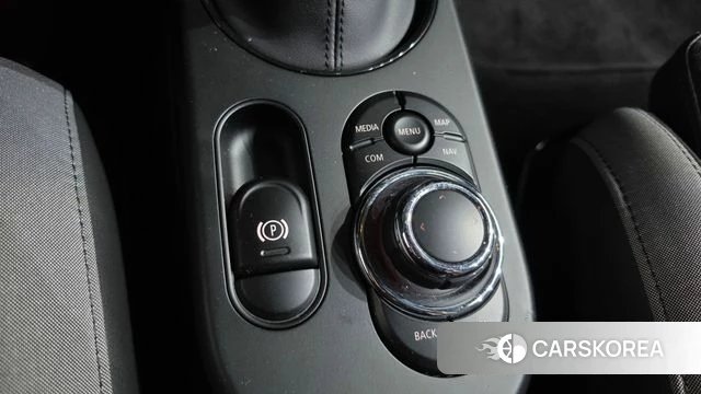 Mini Cooper S id 4692039 из Кореи 11