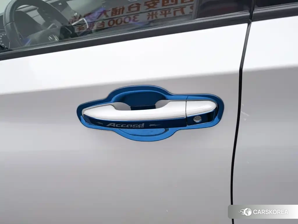 Honda Accord id 4570821 из Китая 11