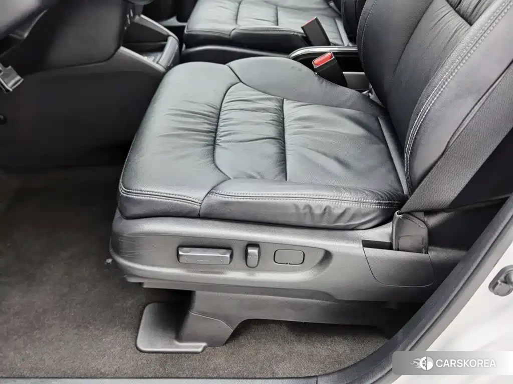 Honda Odyssey id 4686139 из Китая 11