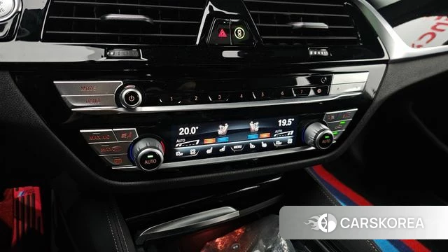 BMW 5 Series (G30) id 4324795 из Кореи 11