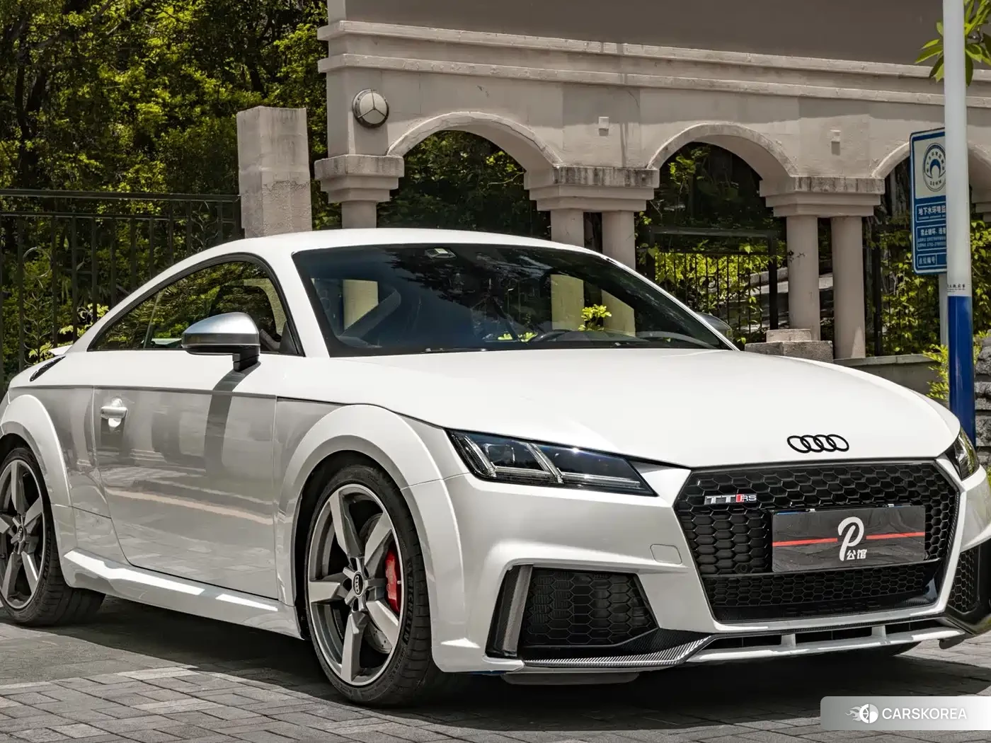 Audi TT RS id 4601874 из Китая 11