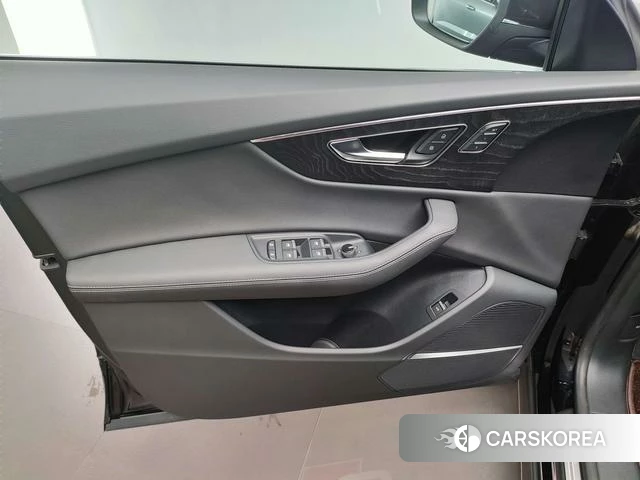 Audi Q8 id 4301536 из Китая 11