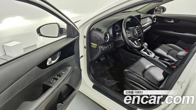 Kia Come New K3 id 2639159 из Кореи 11